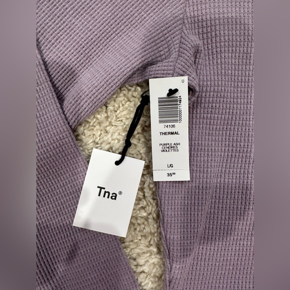 Aritzia (TNA)
Size Large
Purple - Picture 2 of 5